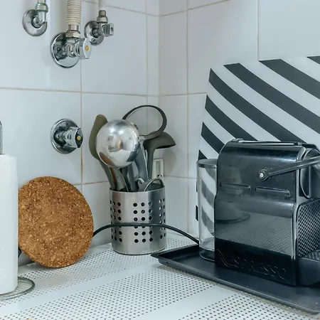 Pena In Arroios, By Mycelia