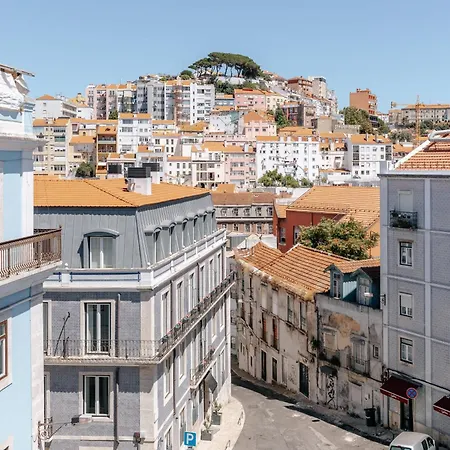 Daire Pena In Arroios, By Mycelia Lisboa