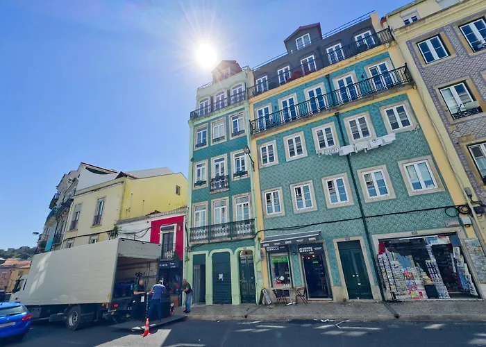 Appartement Portucale ! Downtown 3br With Balcony *