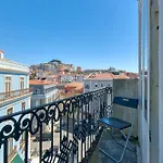 Portucale ! Downtown 3br With Balcony شقة Lisboa
