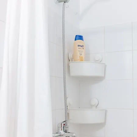 Pena In Arroios, By Mycelia