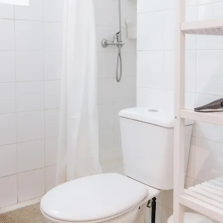 Pena In Arroios, By Mycelia Lissabon