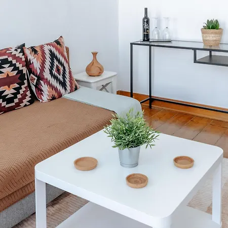 Pena In Arroios, By Mycelia ליסבון