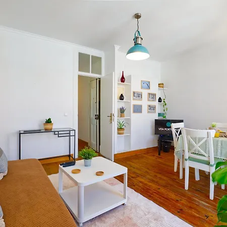 Portucale ! Downtown 3br With Balcony Lisboa