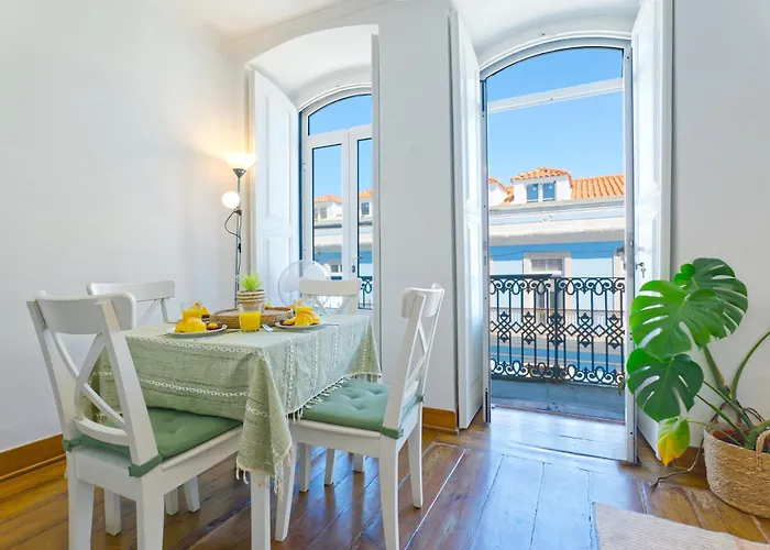 Portucale ! Downtown 3br With Balcony Apartmán Lisboa
